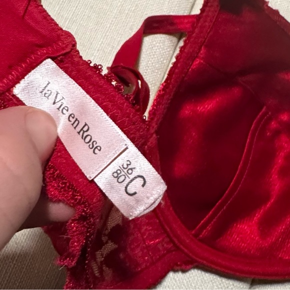 La vie en rose red lace bra size 36C - Picture 5 of 5